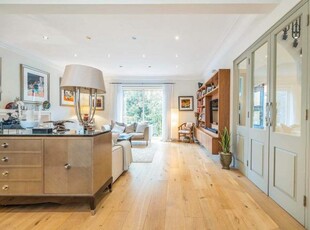 Flat for sale in Primrose Hill Road, London NW3