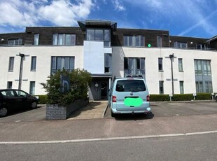 Flat for sale in Samuels Crescent, Whitchurch, Cardiff CF14