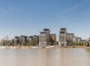 Flat for sale in The Boulevard, Imperial Wharf, London SW6