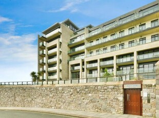 Flat to rent in 1 Azure West, 1 Grand Hotel Road, The Hoe PL1