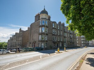 Flat to rent in 103 Arbroath Road, Baxter Park, Dundee DD4