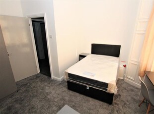 Flat to rent in Albert Terrace, Middlesbrough TS1