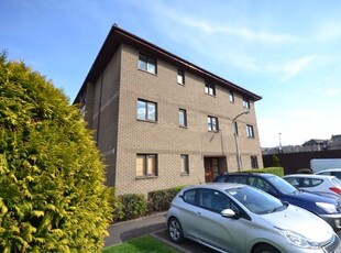 Flat to rent in Allanfield, Leith, Edinburgh EH7