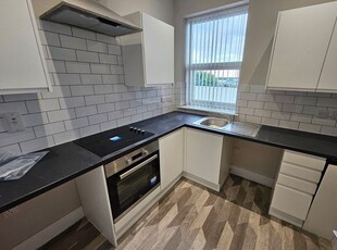 Flat to rent in Apartment 1, 123A Balby Road, Doncaster DN4