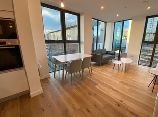 Flat to rent in Axium Apartment, Windmill Street B1