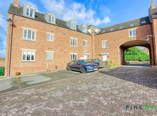 Flat to rent in Browning Court, Old Road, Brampton, Chesterfield, Derbyshire S40