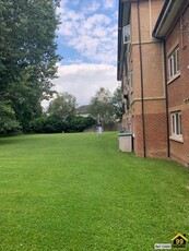 Flat to rent in Chalkdell House, Watford, Borough WD25