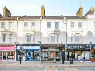 Flat to rent in Church Road, Hove, East Sussex BN3