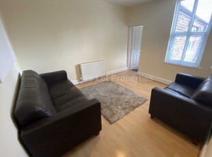 Flat to rent in Clyde Road, Didsbury M20