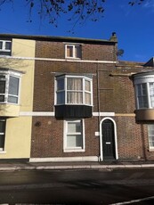 Flat to rent in Commercial Road, Weymouth DT4