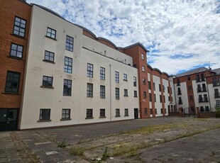 Flat to rent in Curzon Place, Gateshead NE8