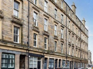 Flat to rent in Duke Street, Edinburgh EH6