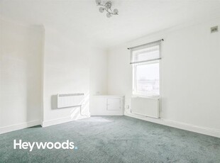 Flat to rent in Edensor Street, Chesterton, Newcastle-Under-Lyme ST5