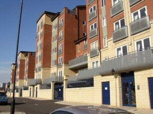 Flat to rent in High Quay, City Road, Newcastle Upon Tyne NE1