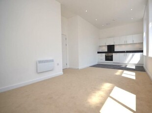 Flat to rent in Jacksons Corner, Central Reading RG1