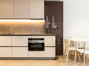 Flat to rent in L-000169, 4 Circus Road West, Battersea SW11