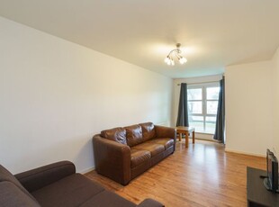 Flat to rent in Links Road, Aberdeen AB24