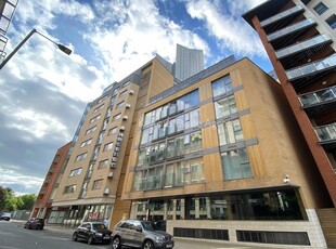 Flat to rent in Lumiere Building, City Road East, Manchester M15