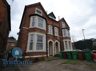 Flat to rent in Mapperley Park Drive, Mapperley Park, Nottingham NG3