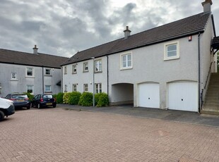 Flat to rent in Meadowrise, Newton Mearns, Glasgow G77