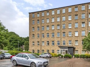 Flat to rent in Mill House, Textile Street, Dewsbury WF13