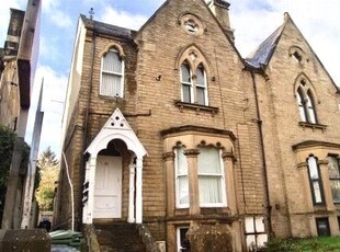 Flat to rent in New North Road, Edgerton, Huddersfield HD1