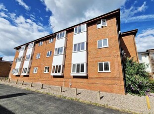 Flat to rent in Osnor Court, Coronation Terrace, Aston Fields, Bromsgrove B60