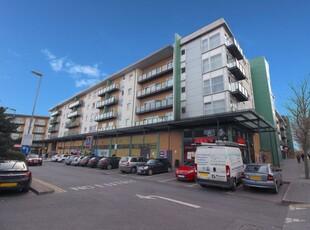 Flat to rent in Parkhouse Court, Hatfield AL10