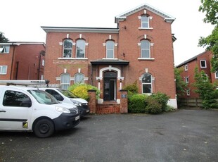 Flat to rent in Penthouse, Park Road, Southport PR9