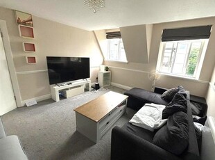 Flat to rent in Princes Place, Brighton BN1