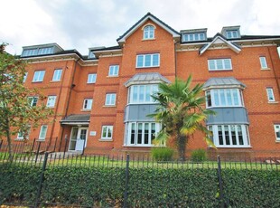 Flat to rent in Radcliffe Road, West Bridgford, Nottingham, Nottinghamshire NG2
