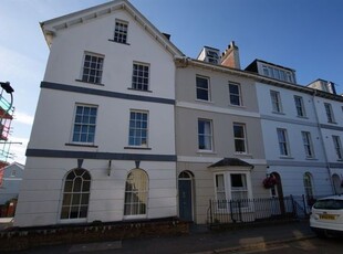 Flat to rent in Richmond Road, Exeter EX4