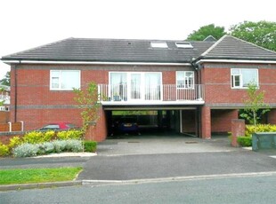 Flat to rent in Somerford House, Parklands Way, Poynton SK12