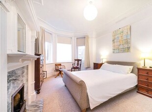 Flat to rent in St Marys Mansions, St Mary's Terrace W2