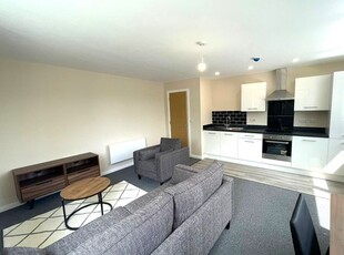 Flat to rent in Windsor Street, Salford M5