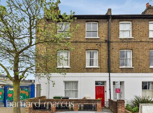 Gayford Road, London - 3 bedroom terraced house