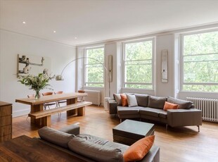 Maisonette to rent in Cleveland Square, London W2.