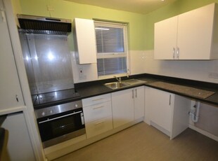 Maisonette to rent in Eastleigh Road, West End, Leicester LE3