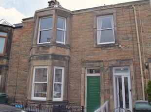 Maisonette to rent in Ryehill Grove, Restalrig, Edinburgh EH6