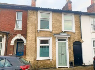Property to rent in Vandyke Road, Leighton Buzzard LU7