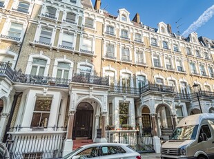 Redcliffe Square, London - 2 bedroom flat
