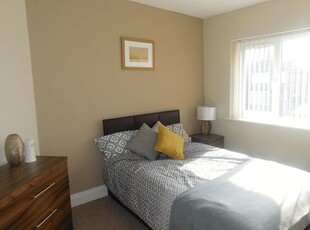 Room to rent in Maundale Avenue, Sutton-In-Ashfield NG17