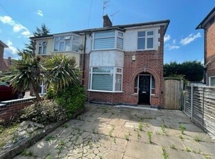 Semi-detached house to rent in Bretby Road, Leicester LE2