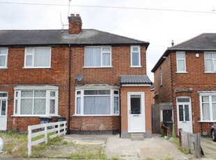 Semi-detached house to rent in Checketts Close, Belgrave LE4
