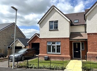 Semi-detached house to rent in Cornhill, Patterdown, Chippenham SN15