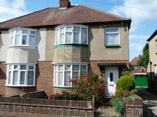 Semi-detached house to rent in Coronation Road, Aldershot GU11