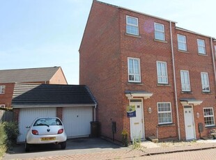 Semi-detached house to rent in Davies Way, Nottingham NG5