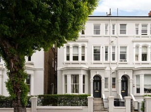 Semi-detached house to rent in Elgin Crescent, London W11