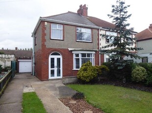 Semi-detached house to rent in Little Coates Road, Grimsby DN34