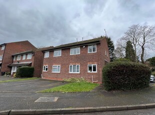Semi-detached house to rent in Oakhurst Drive, Bromsgrove, Worcestershire B60